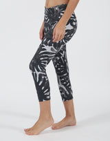 Leafy-Bodysculpt-Leggings-3/4-Length-PT326