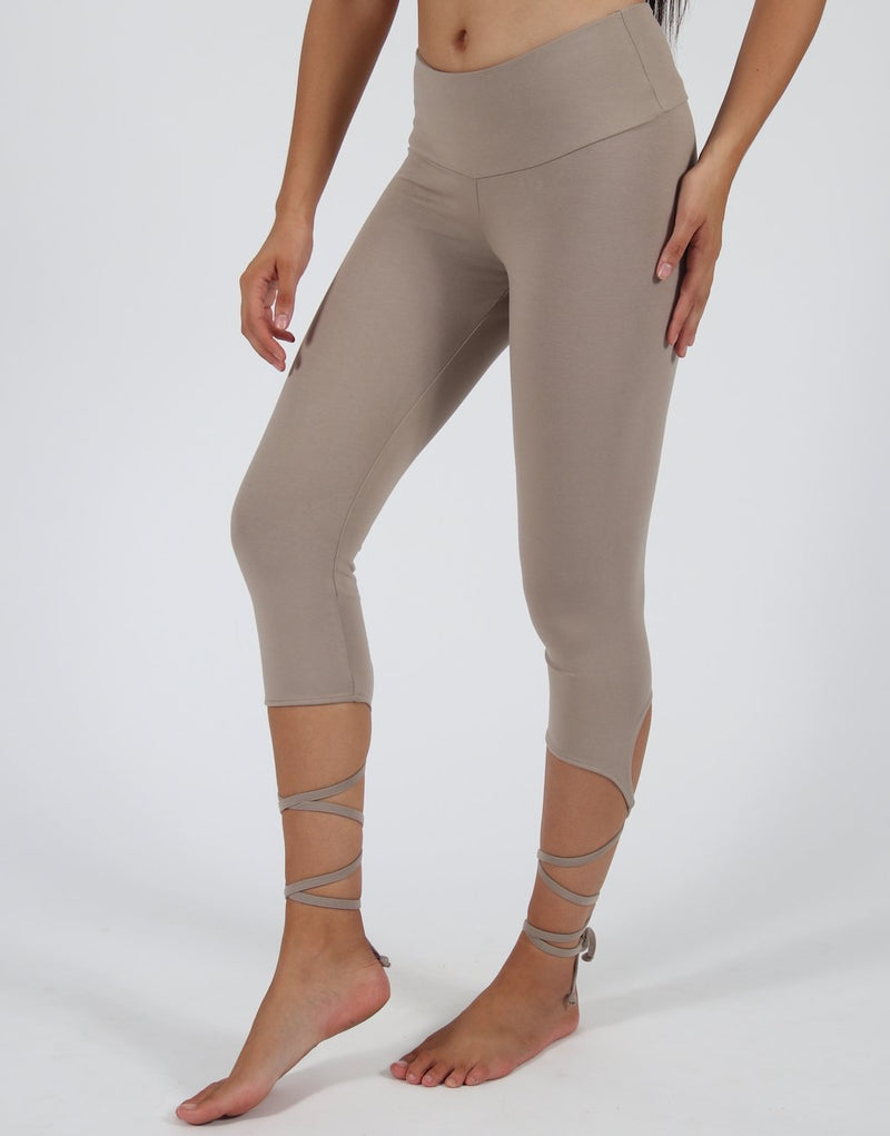 Mocca-3/4-Leggings-with-Thin-Ties-PT256